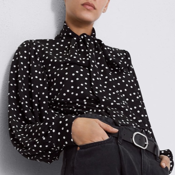 Zara dot blouse Clearance